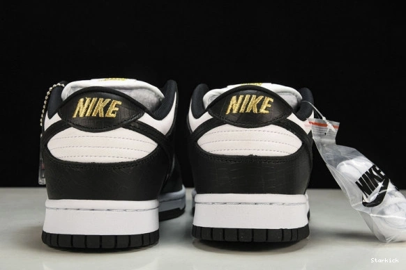 Nike Dunk Stars  Low DH3228-102 Supreme SB Black 0826